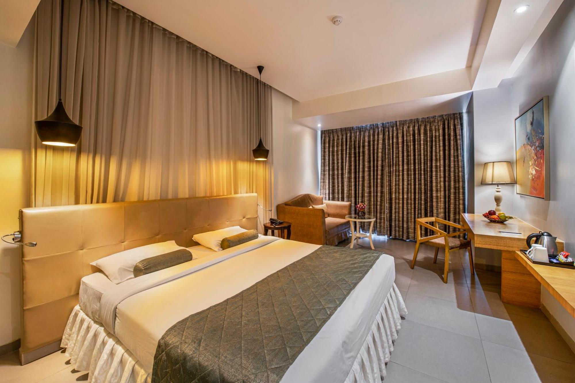 Hotel Satkar Grande Thane Exterior photo